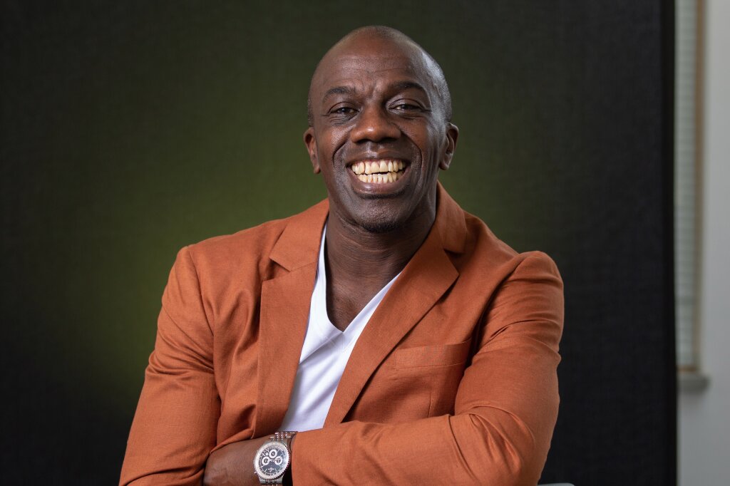 Photo of smiling Byron Dixon.
